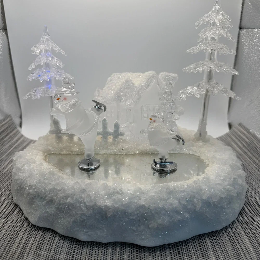 Heritage Mint Holiday Ice Sculptures Skating Snowman Village Scene C135 Light Up